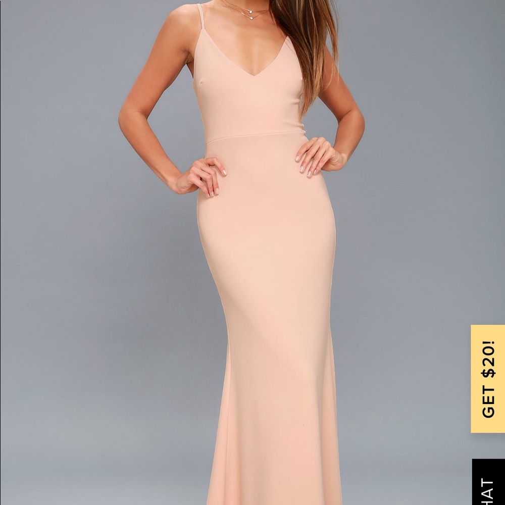 Blush Lulu’s formal bridesmaids dress!